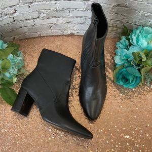 Aerosoles Nikname Block Heel Bootie 9.5M